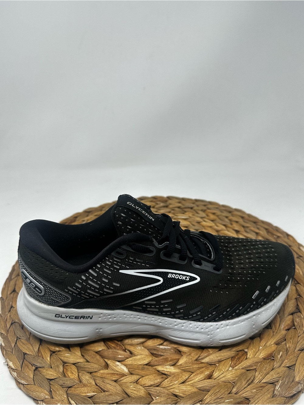 BROOKS Glycerin 20 Running Shoes Black White Grey Size 7 Women's